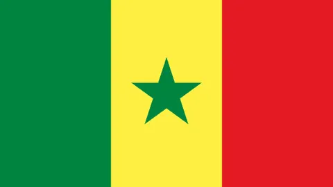 拜仁慕尼黑险胜晋级，AC米兰遗憾告别欧冠